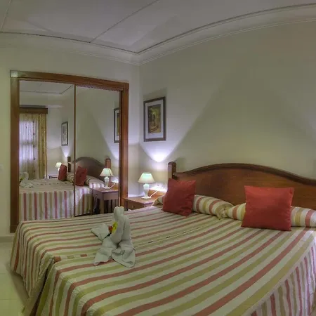 Marylanza & Hotel Los Cristianos (Tenerife)